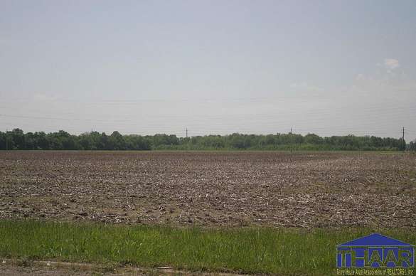 113 Acres of Agricultural Land for Sale in Terre Haute, Indiana