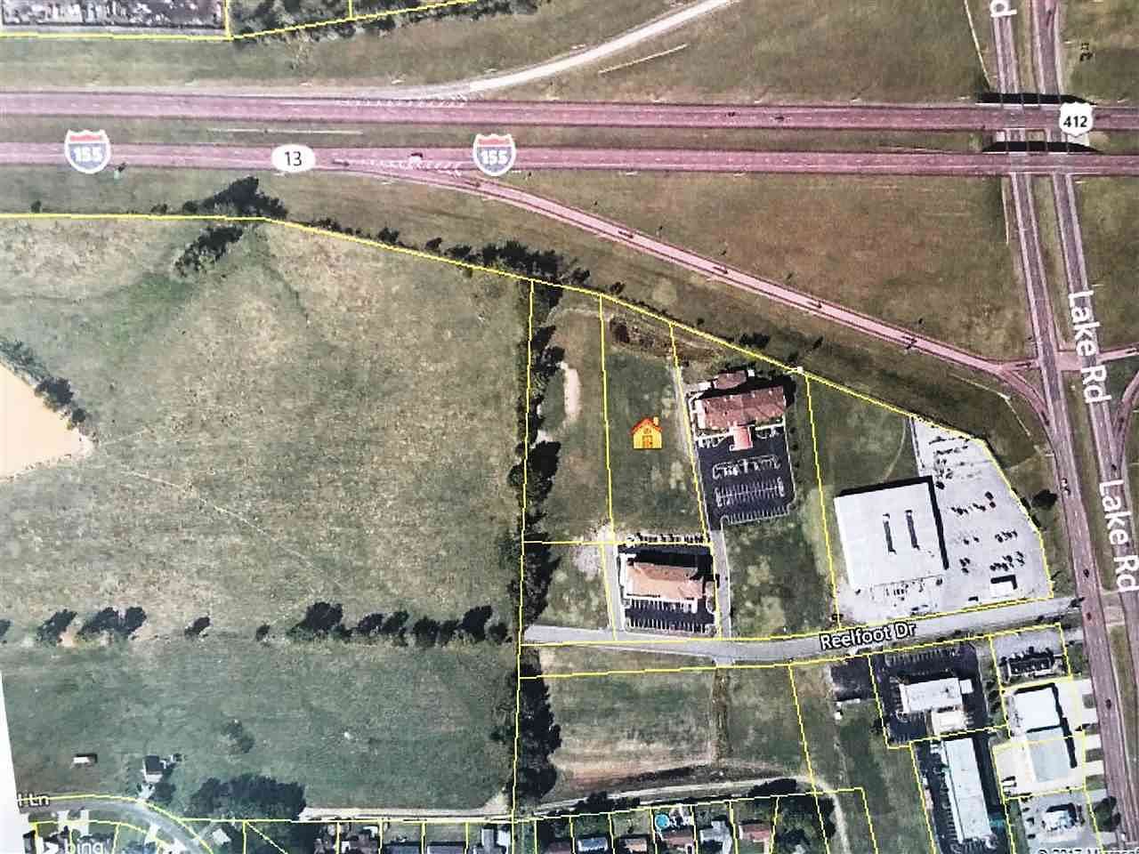 2 Acres of Mixed-Use Land for Sale in Dyersburg, Tennessee