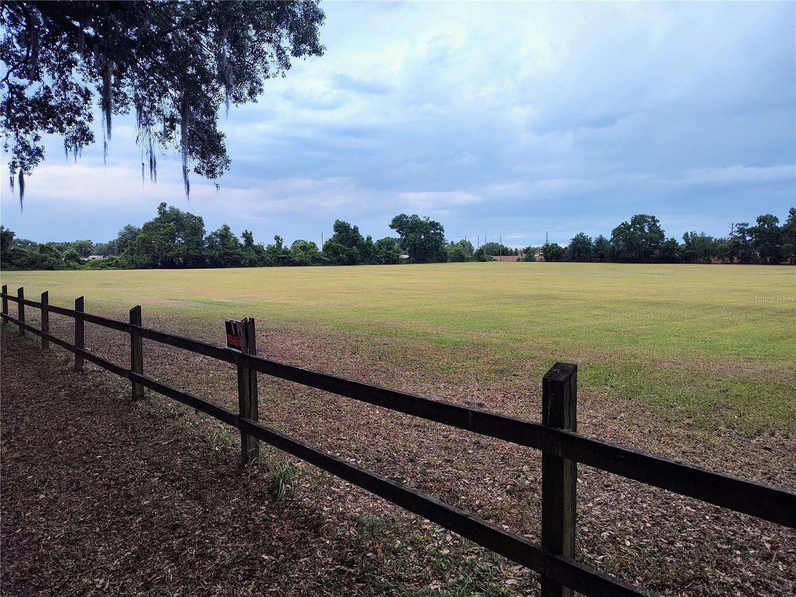 10 Acres of Residential Land for Sale in Summerfield, Florida