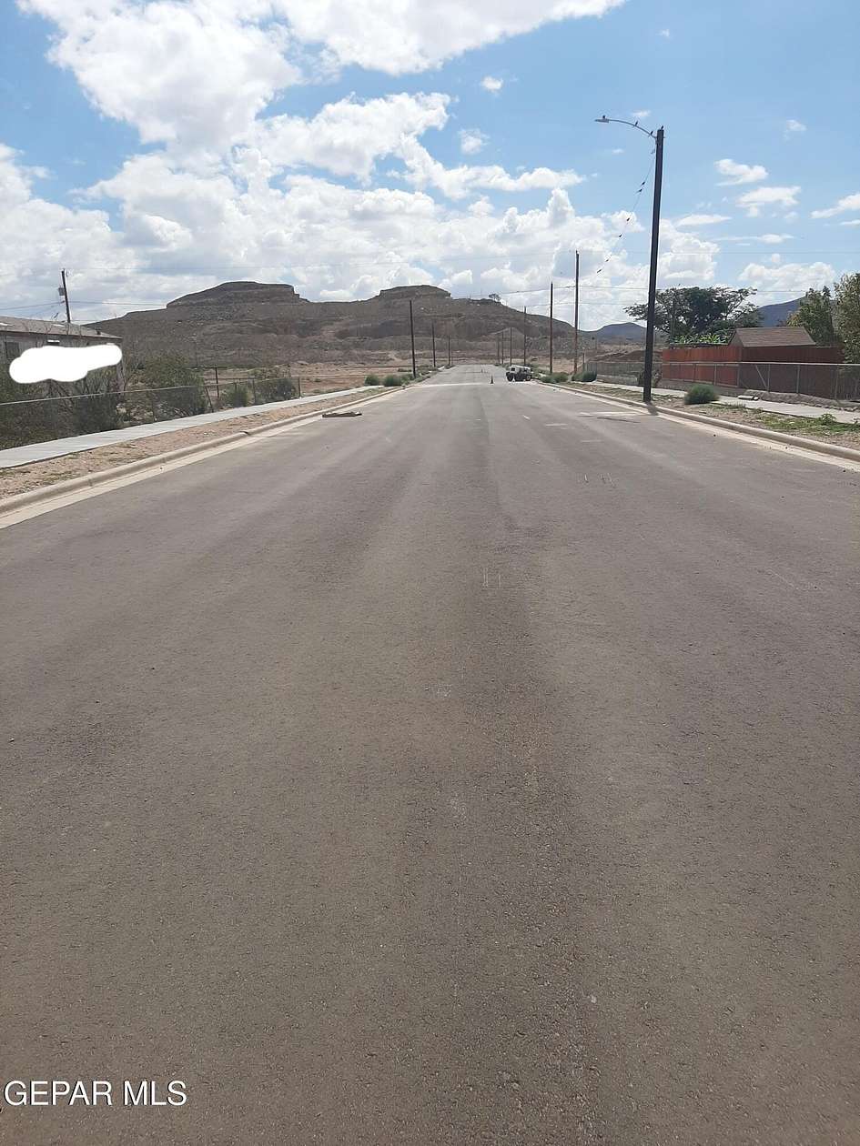 0.5 Acres of Residential Land for Sale in El Paso, Texas