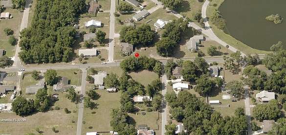 0.75 Acres of Residential Land for Sale in Umatilla, Florida