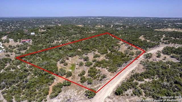 5.32 Acres of Residential Land for Sale in Spring Branch, Texas