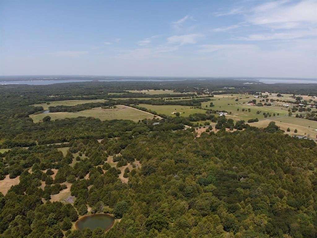 11 Acres of Land for Sale in Pottsboro, Texas