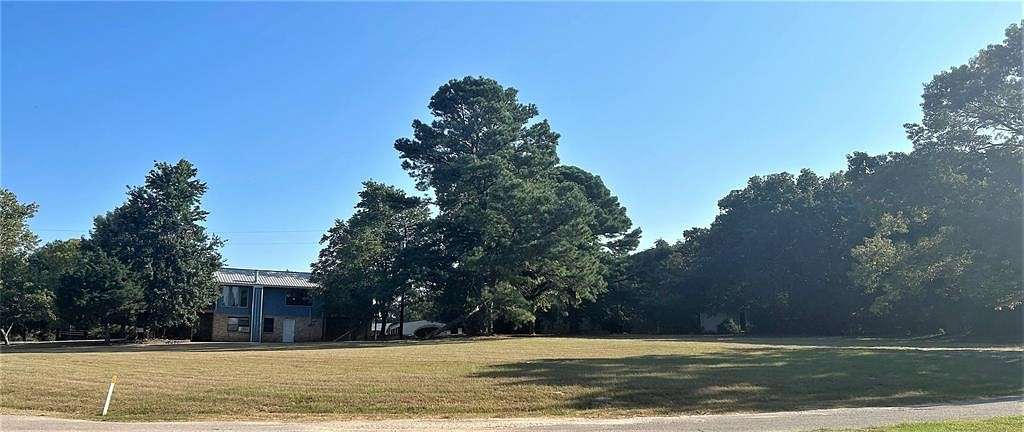 0.67 Acres of Residential Land for Sale in Athens, Texas