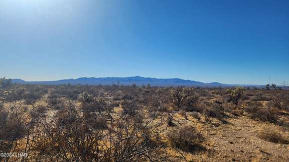 9.9 Acres of Residential Land for Sale in Yucca, Arizona