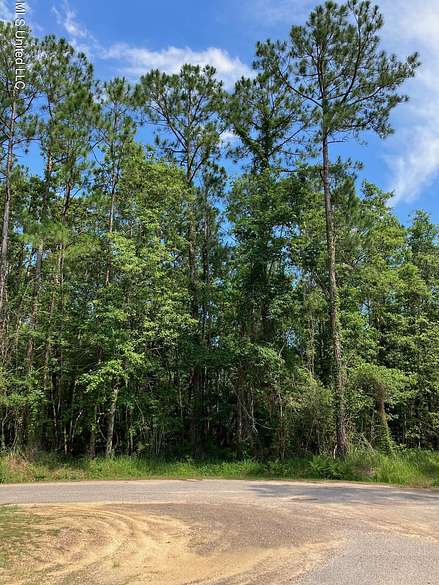0.33 Acres of Residential Land for Sale in Diamondhead, Mississippi