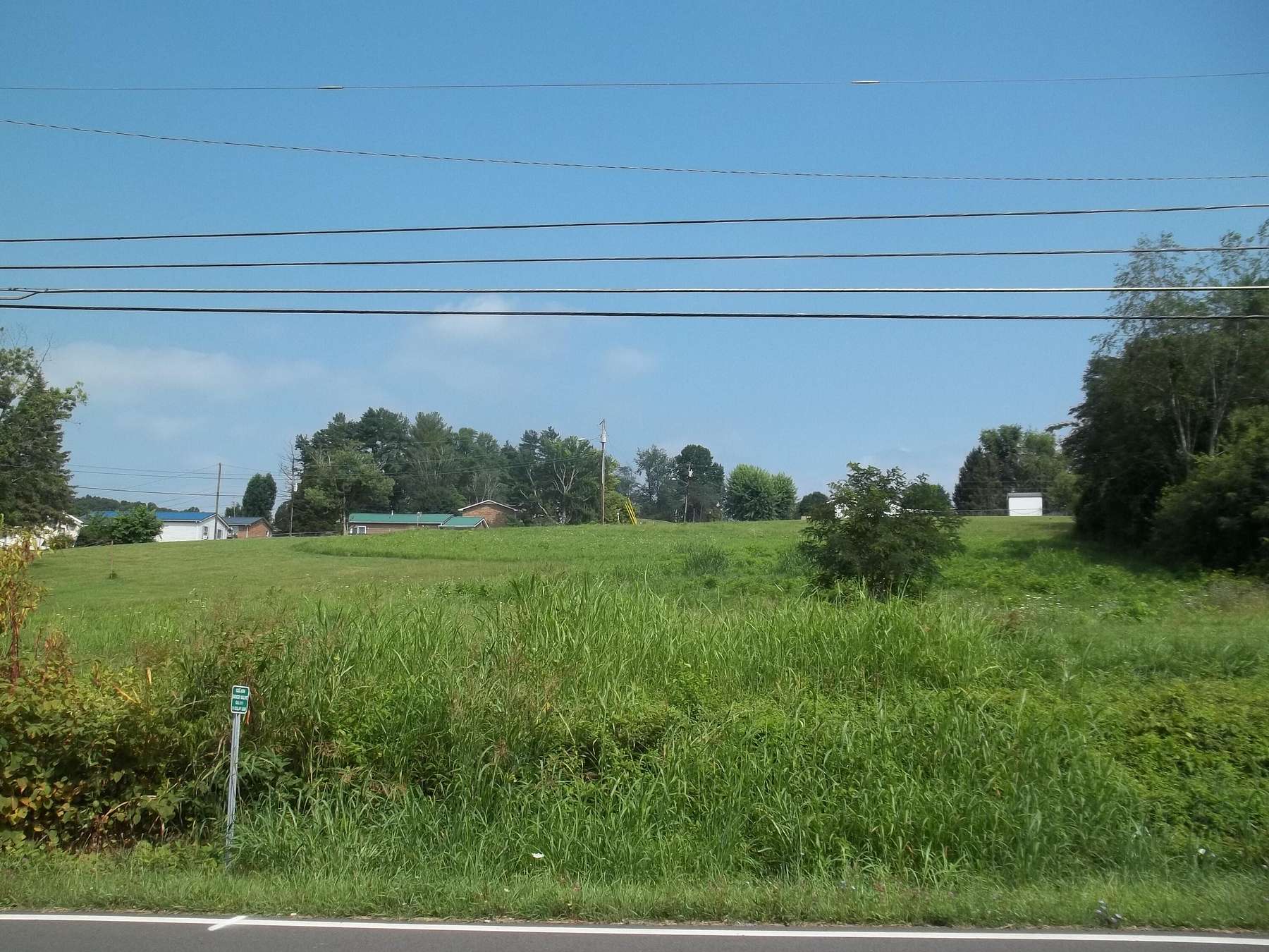 1.2 Acres of Mixed-Use Land for Sale in Surgoinsville, Tennessee
