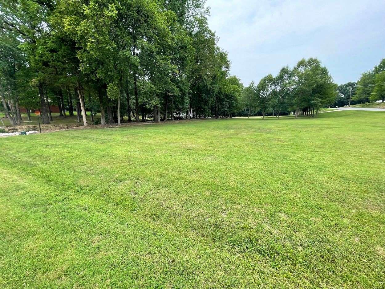 0.47 Acres of Residential Land for Sale in Dexter, Missouri