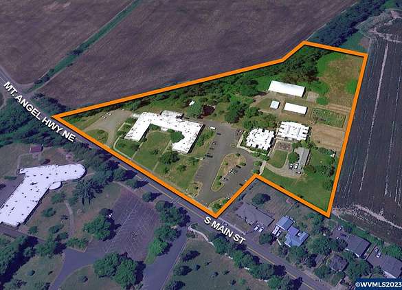 7.6 Acres of Improved Commercial Land for Sale in Mount Angel, Oregon