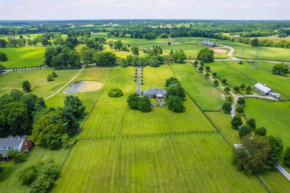 6.7 Acres of Residential Land with Home for Sale in Versailles, Kentucky