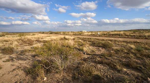 3.2 Acres of Residential Land for Sale in Clovis, New Mexico - LandSearch