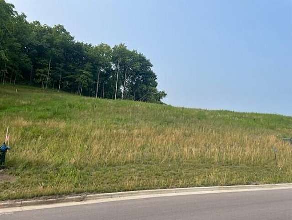 0.47 Acres of Residential Land for Sale in Onalaska, Wisconsin