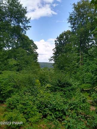 6 Acres of Residential Land for Sale in Roaring Brook Township, Pennsylvania