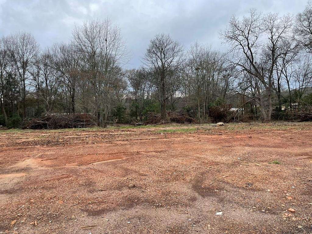 1 Acre of Improved Commercial Land for Sale in Nacogdoches, Texas