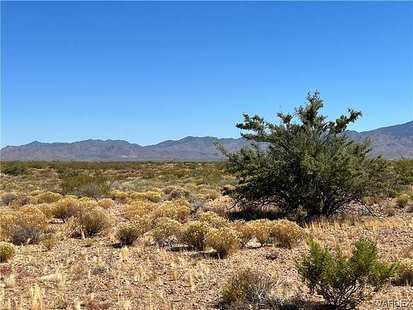 12 Acres of Recreational Land for Sale in Golden Valley, Arizona