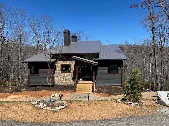 2.2 Acres of Residential Land with Home for Sale in Blue Ridge, Georgia