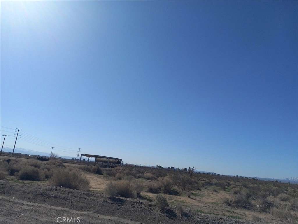 0.88 Acres of Residential Land for Sale in Phelan, California