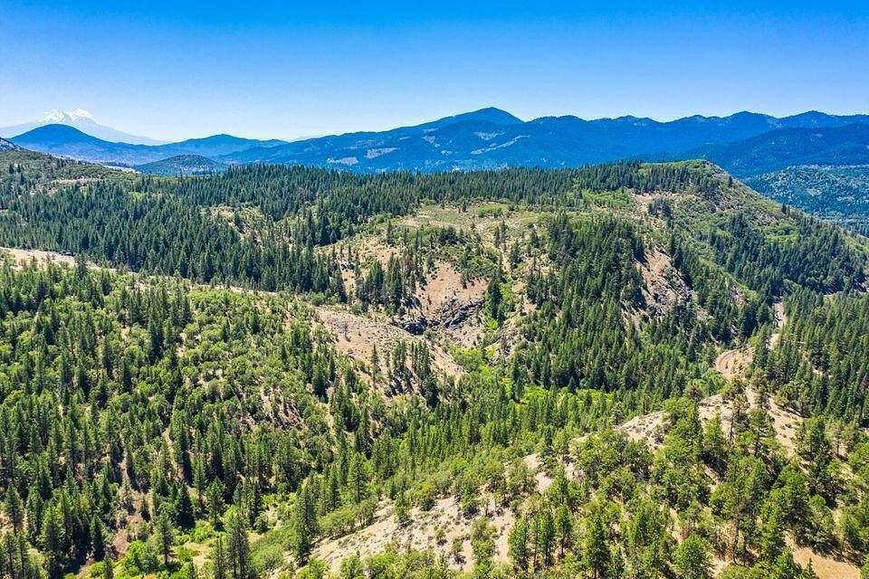142 Acres of Recreational Land for Sale in Ashland, Oregon