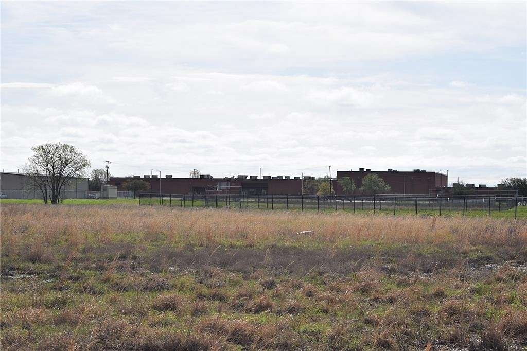 27.5 Acres of Land for Sale in Royse City, Texas