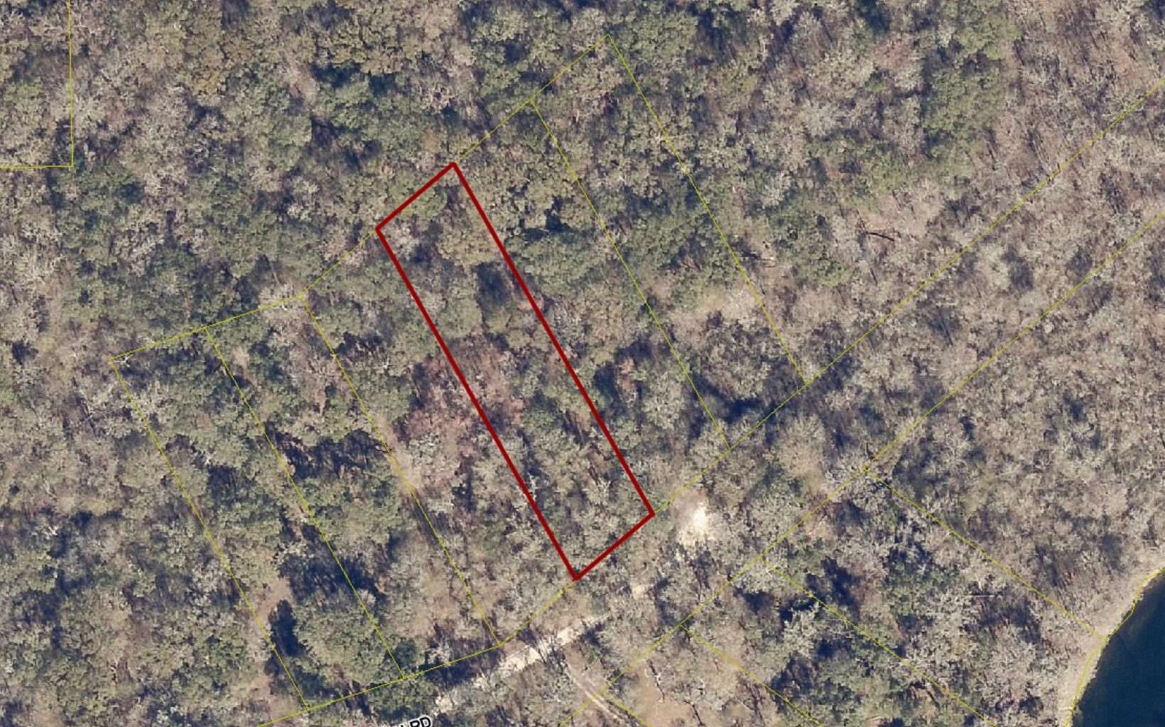 0.9 Acres of Land for Sale in Branford, Florida