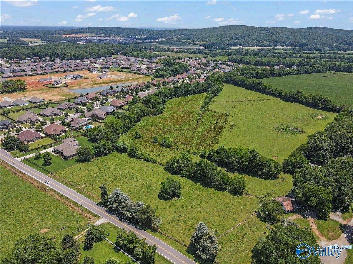 1.4 Acres of Residential Land for Sale in Huntsville, Alabama