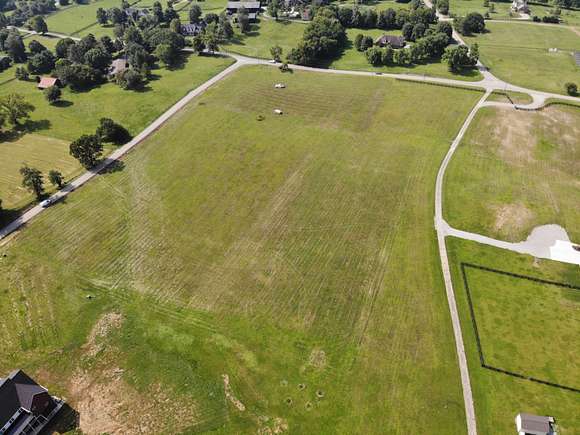 3 Acres of Residential Land for Sale in Winchester, Kentucky