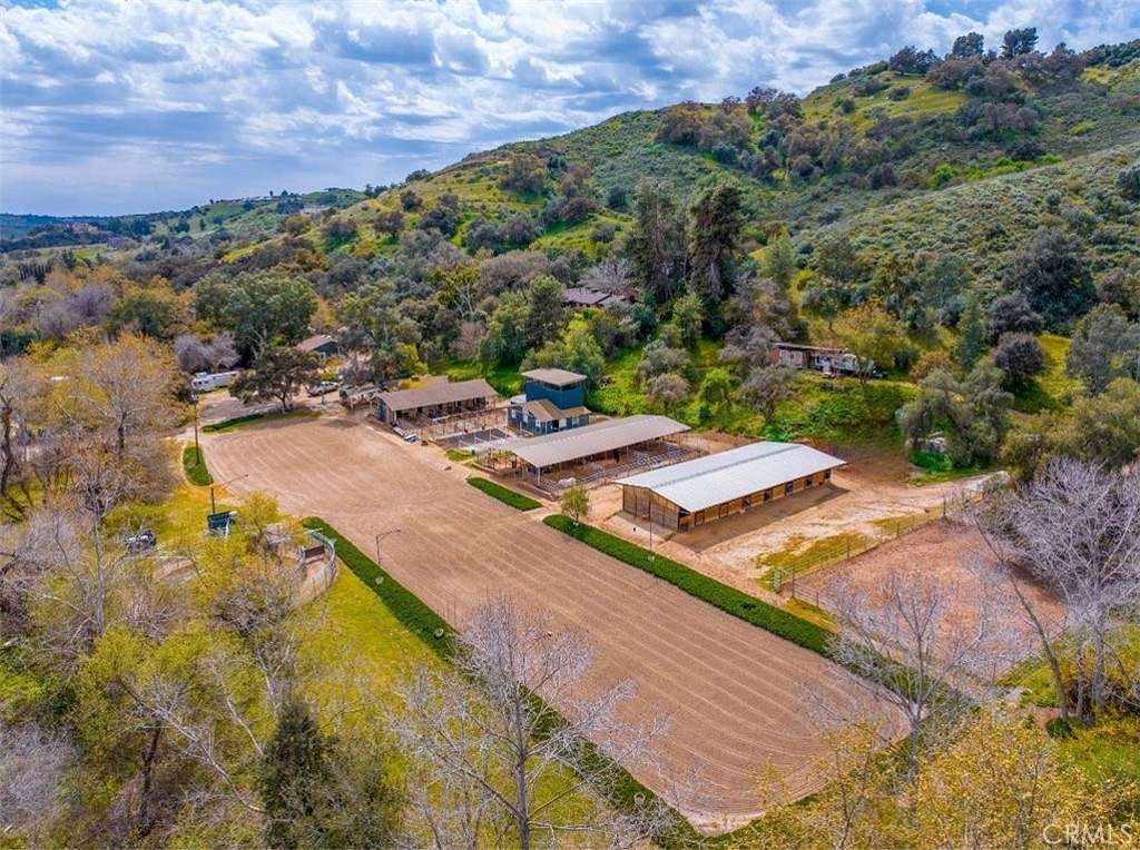7.4 Acres of Improved Land for Sale in Fallbrook, California
