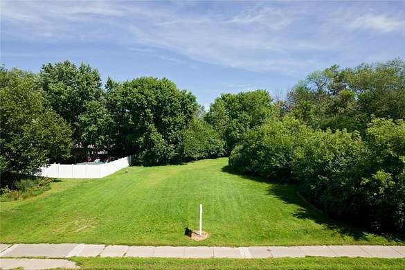 0.53 Acres of Residential Land for Sale in Roseville, Minnesota