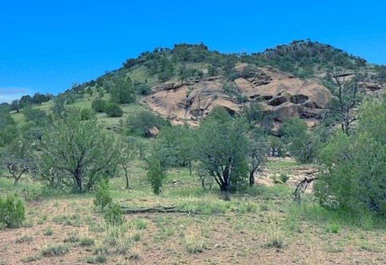 11.4 Acres of Land for Sale in Fort Davis, Texas