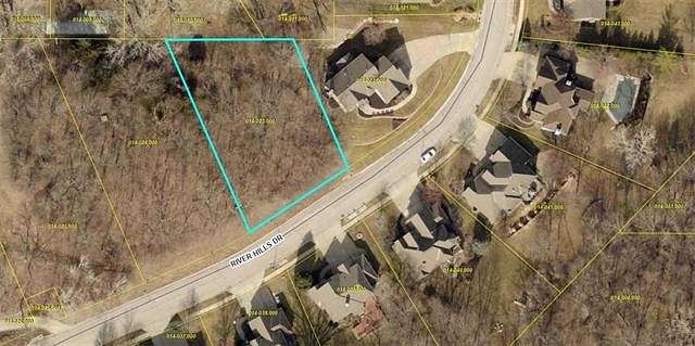 0.42 Acres of Residential Land for Sale in Parkville, Missouri