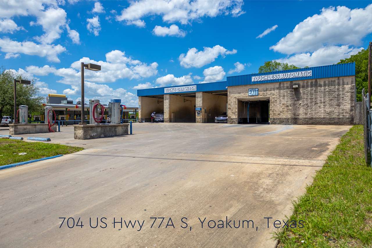 0.54 Acres of Mixed-Use Land for Sale in Yoakum, Texas