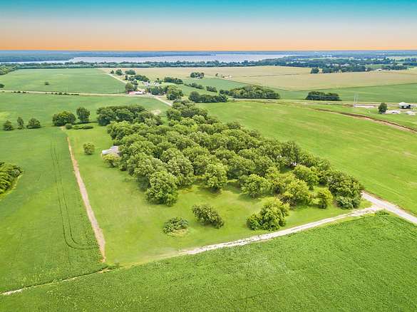 12.1 Acres of Land with Home for Sale in Tiptonville, Tennessee