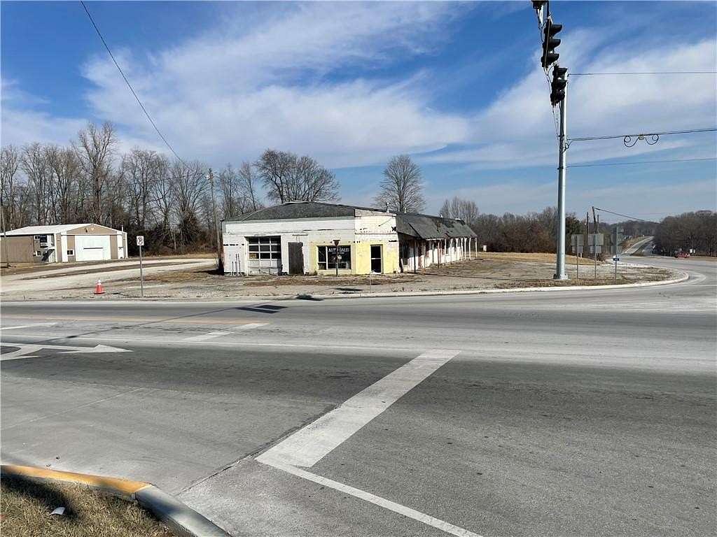 4.89 Acres of Mixed-Use Land for Sale in Greencastle, Indiana