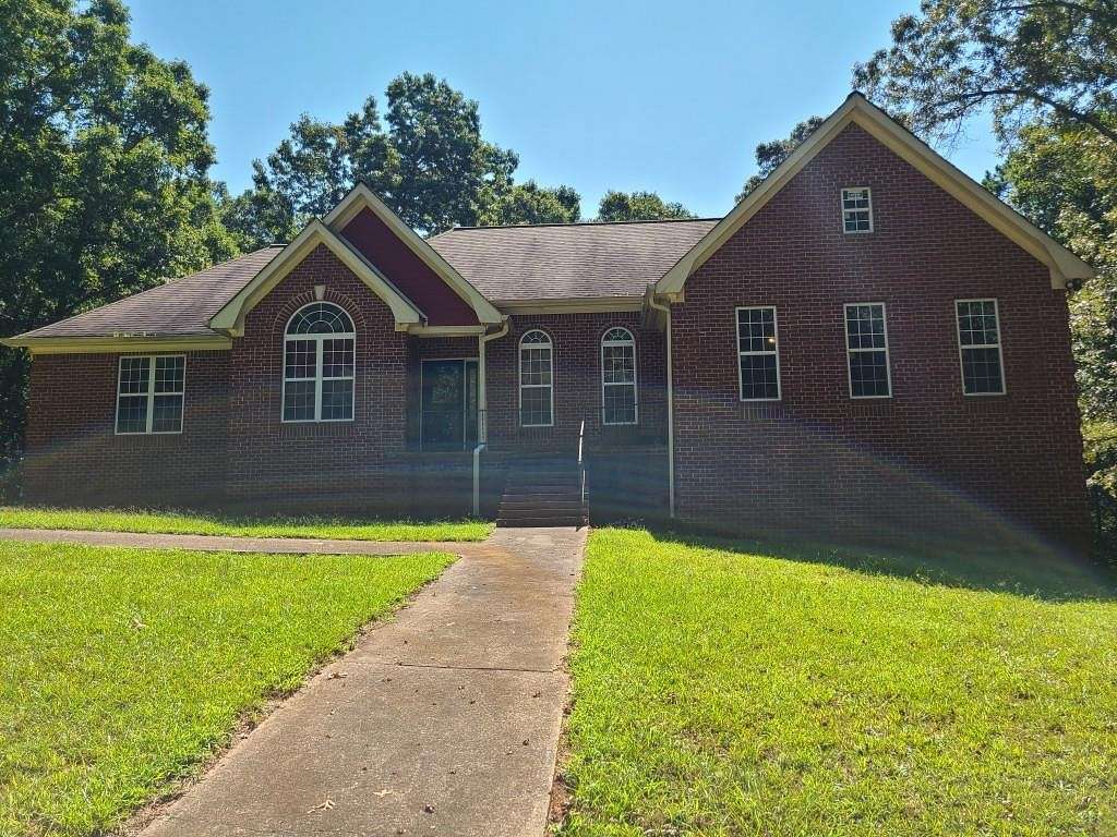 3.6 Acres of Residential Land with Home for Sale in Athens, Georgia