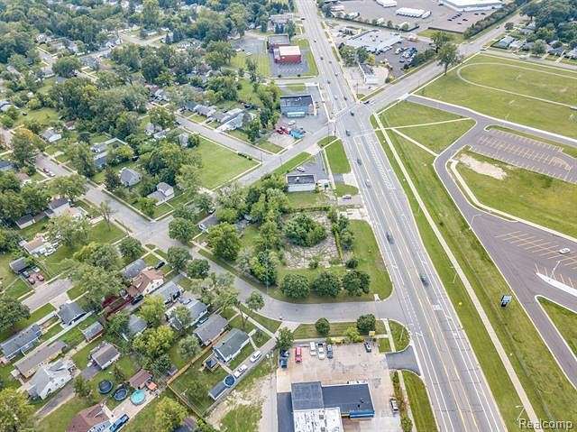 0.41 Acres of Commercial Land for Sale in Pontiac, Michigan