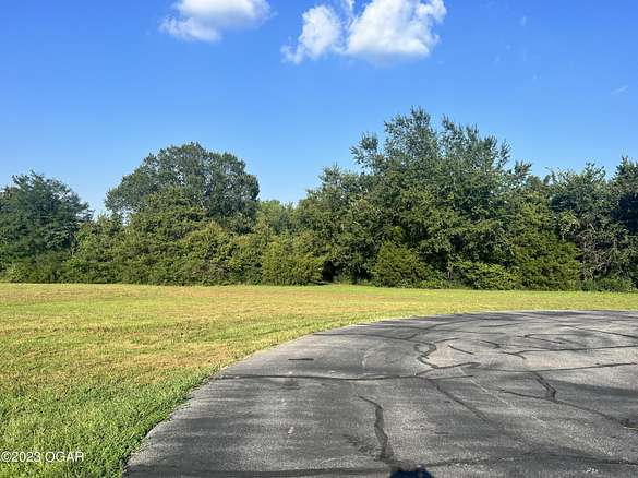 2.1 Acres of Residential Land for Sale in Carthage, Missouri