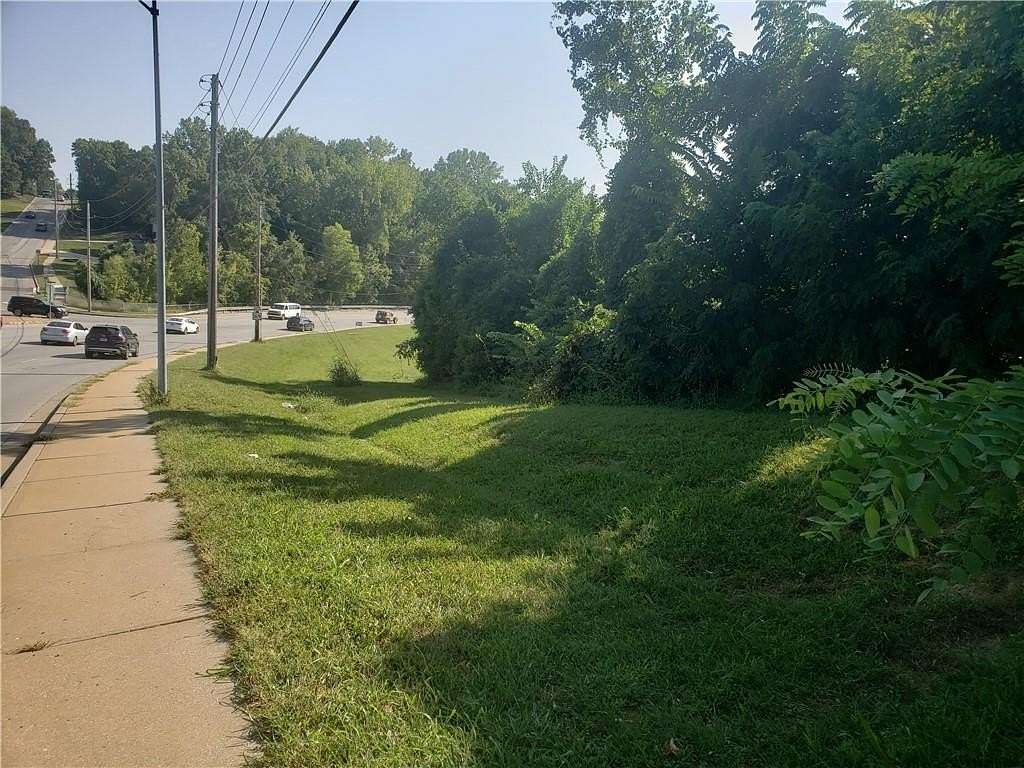 3.05 Acres of Commercial Land for Sale in Gladstone, Missouri