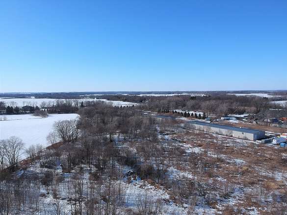 20 Acres of Land for Sale in Woodstock, Illinois