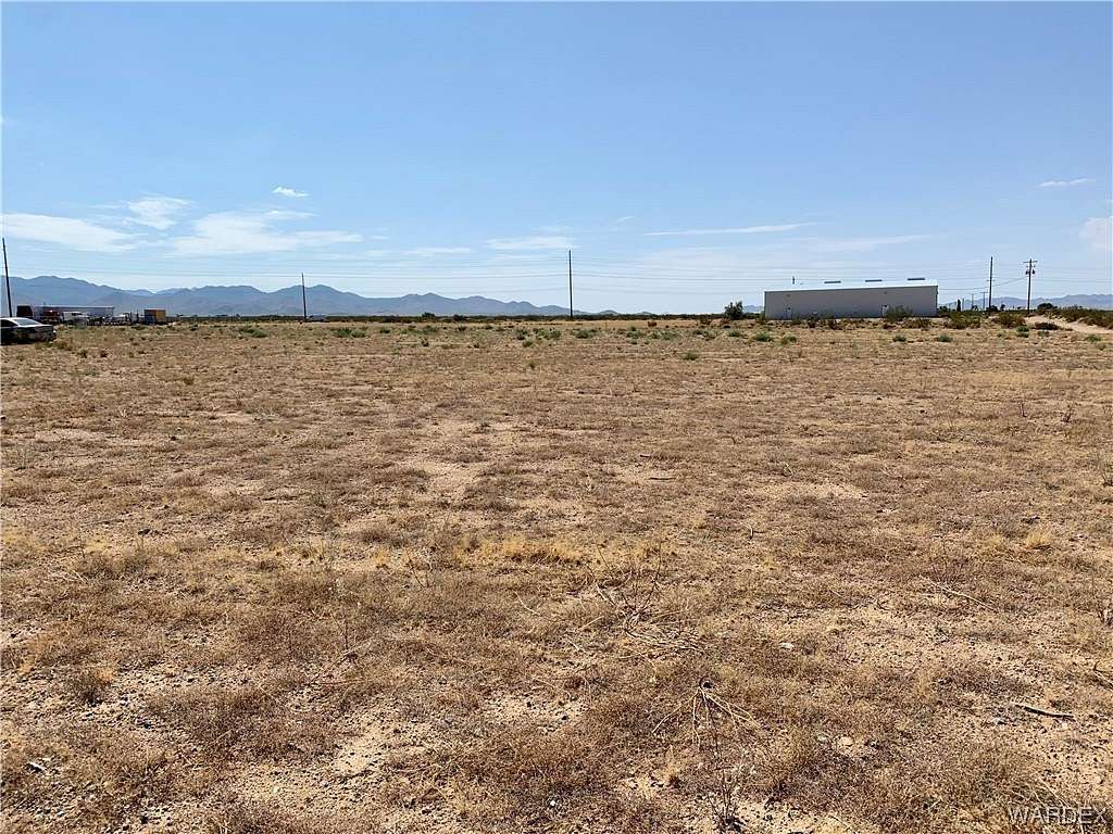 1.3 Acres of Land for Sale in Dolan Springs, Arizona