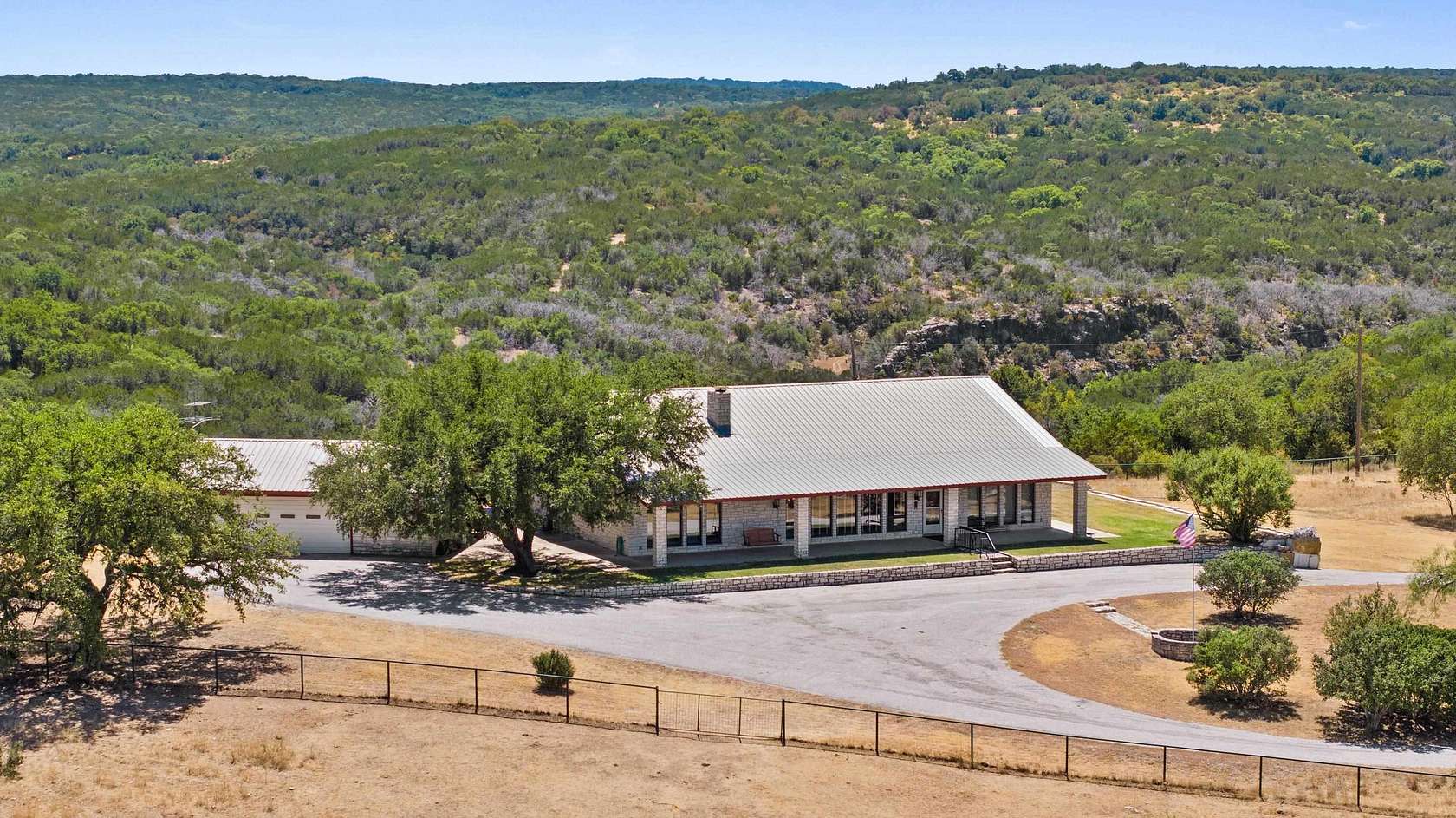 1,099 Acres of Land with Home for Sale in Lampasas, Texas