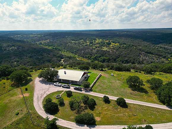 1,099 Acres of Land with Home for Sale in Lampasas, Texas