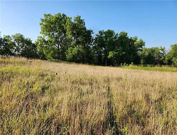 1 Acre of Residential Land for Sale in Tracy, Iowa
