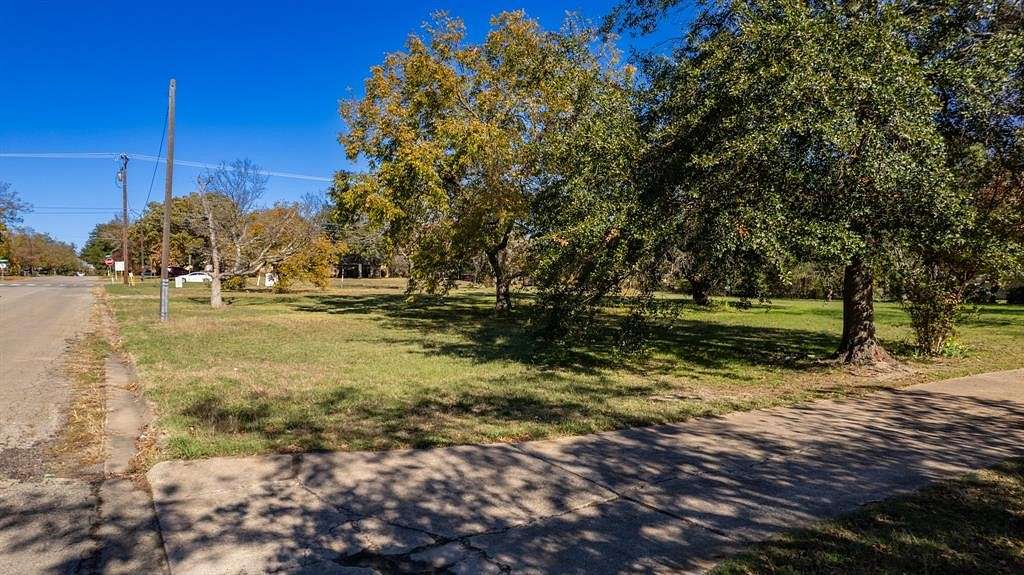 0.78 Acres of Improved Land for Sale in Commerce, Texas