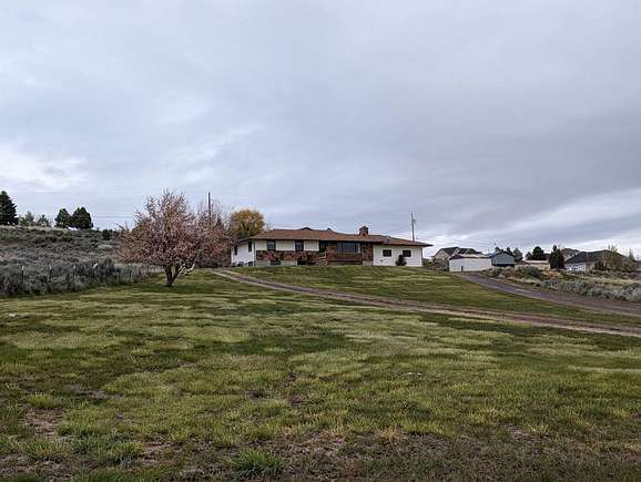 2.5 Acres of Land with Home for Sale in Hines, Oregon