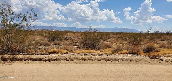 2.2 Acres of Residential Land for Sale in Yucca, Arizona
