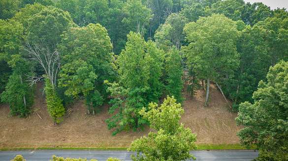 1.1 Acres of Residential Land for Sale in Chuckey, Tennessee