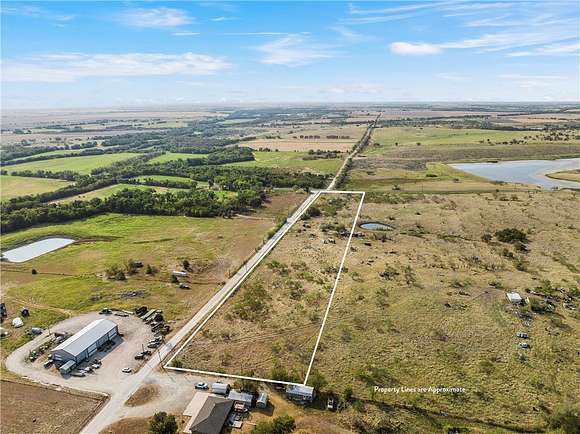 4.8 Acres of Residential Land for Sale in Rosebud, Texas