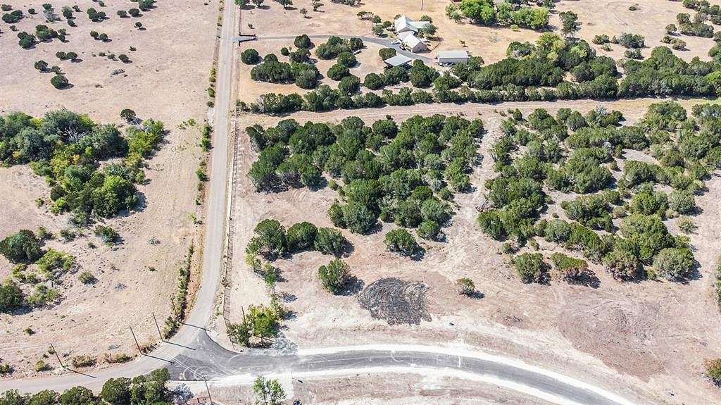 3.1 Acres of Land for Sale in Cleburne, Texas