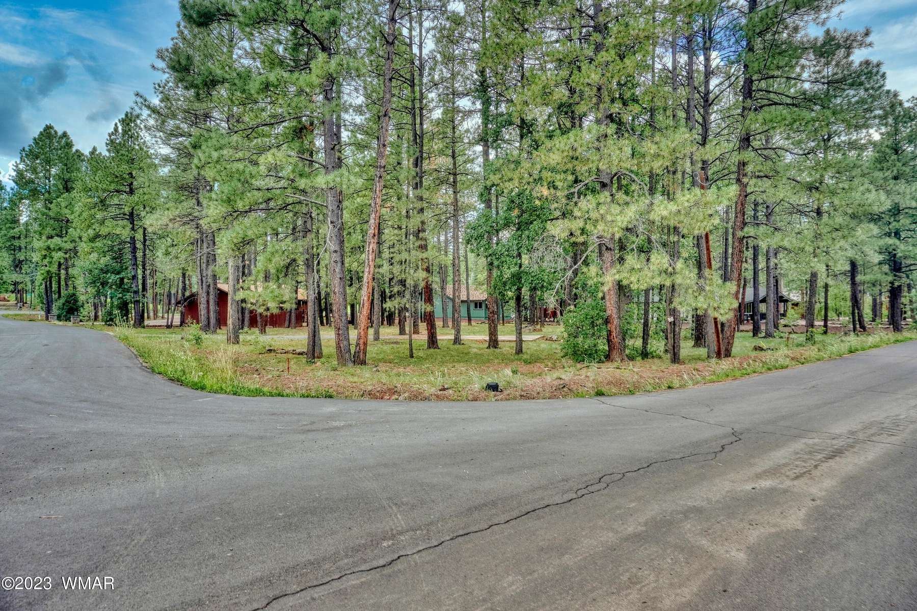 0.52 Acres of Residential Land for Sale in Pinetop, Arizona