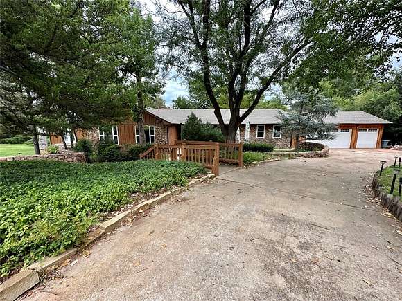 2.415 Acres of Residential Land with Home for Sale in Woodward, Oklahoma